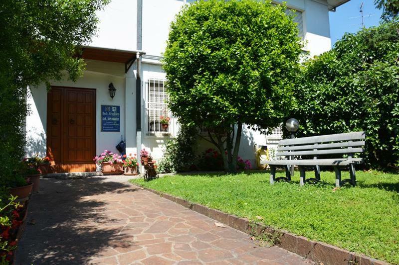 Bed and Breakfast Le due magnolie à Cotignola Extérieur photo